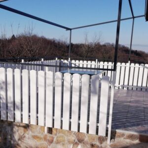 Műanyag teraszkorlát